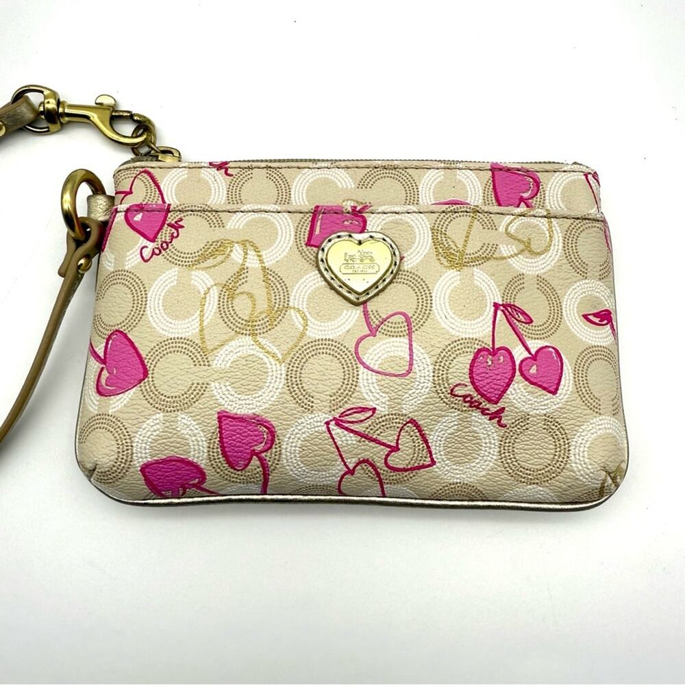 Coach Waverly Cherry Heart Signature Wristlet Khaki Pink 49240 BKHPK - Picture 14 of 15